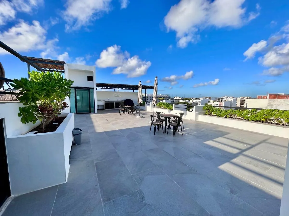 Daire Apartamento 2Bdr Con Jacuzzi! Playa del Carmen Meksika