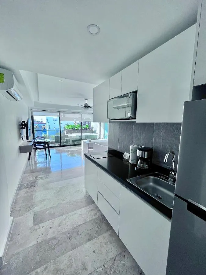 Apartamento 2Bdr Con Jacuzzi! Playa del Carmen Mexico